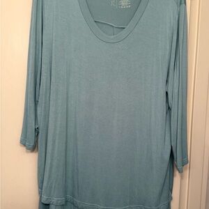 Latched Mama 3/4 sleeve scoop neck nursing top